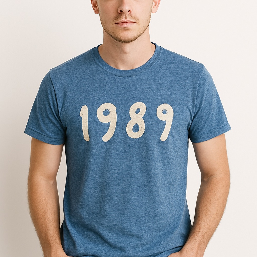 Vintage Taylor Swift 1989 Graphic tee blue silver short sleeve size XXL